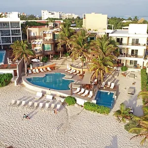 Playa La Media Luna **** Isla Mujeres